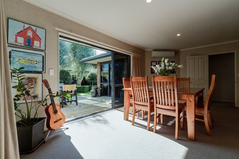 Photo of property in 17 Norfolk Drive, Cambridge, 3434