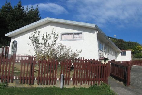 Photo of property in 36 Apple Terrace, Ranui, Porirua, 5024