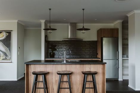 Photo of property in 2 Yulestar Place, Hawera, 4610