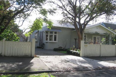 Photo of property in 33 Stanley Avenue, Palmerston North, 4414