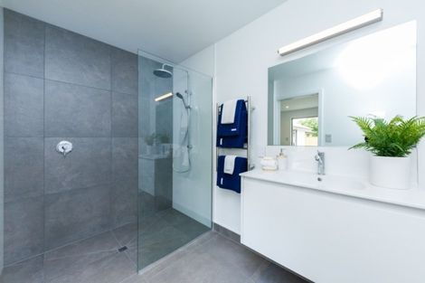 Photo of property in 25 Barry Curtis Place, Levin, 5510