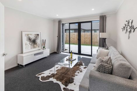 Photo of property in 26 Rose Leigh Drive, Cambridge, 3434