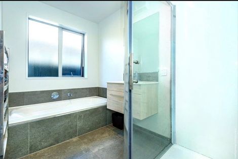 Photo of property in 40 Horoeka Street, Russley, Christchurch, 8042