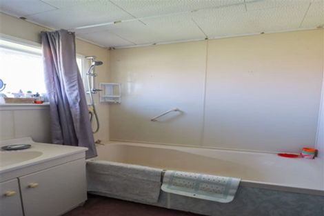 Photo of property in 38 Acacia Drive, Levels, Timaru, 7973