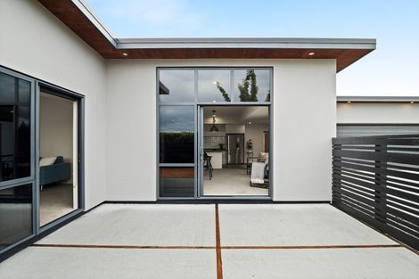 Photo of property in 8 Catalina Lane, Waldronville, Dunedin, 9018