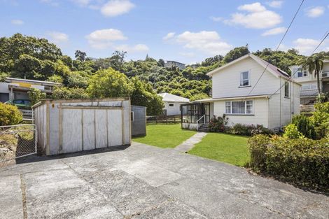 Photo of property in 6 Awarua Street, Ngaio, Wellington, 6035