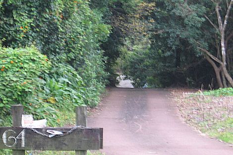 Photo of property in 64 Victory Road, Laingholm, Auckland, 0604