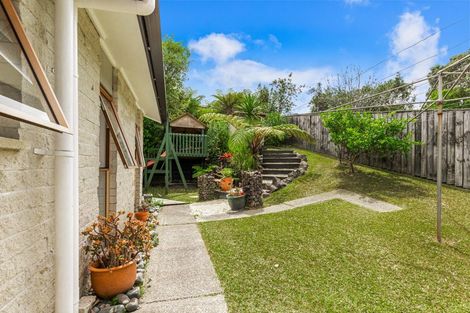 Photo of property in 211 Glamorgan Drive, Torbay, Auckland, 0630