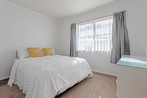 Photo of property in 9 Russell Street, Otane, 4202