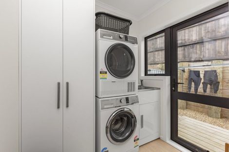 Photo of property in 33 Omahina Street, Raglan, 3225