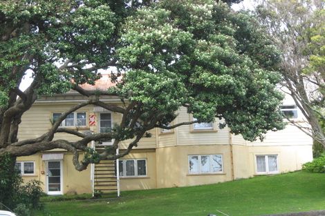 Photo of property in 209 Devon Street West, New Plymouth, 4310