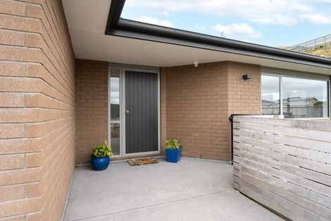 Photo of property in 21 Bickerton Rise, Churton Park, Wellington, 6037
