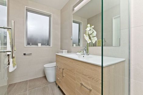 Photo of property in 2 Blackbird Lane, Hobsonville, Auckland, 0616