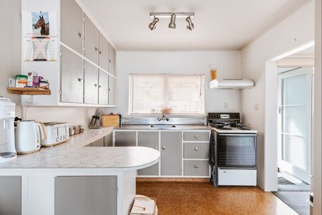 Photo of property in 22 Terrace Avenue, Mount Maunganui, 3116