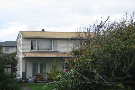 Photo of property in 9 Ngapotiki Street, Paraparaumu Beach, Paraparaumu, 5032