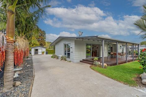 Photo of property in 3 Ocean Beach Road, Tairua, 3508