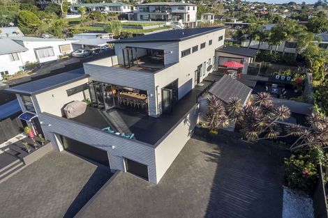 Photo of property in 57 Pah Road, Cockle Bay, Auckland, 2014