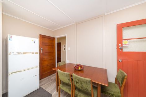 Photo of property in 25 Andrew Avenue, Roslyn, Palmerston North, 4414