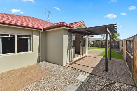 Photo of property in 27 Cranbrook Place, Rototuna North, Hamilton, 3210