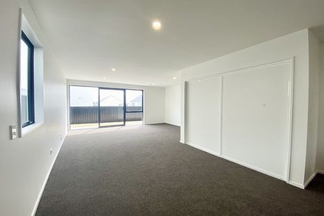 Photo of property in 13 Wheatsheaf Lane, Heathcote Valley, Christchurch, 8022