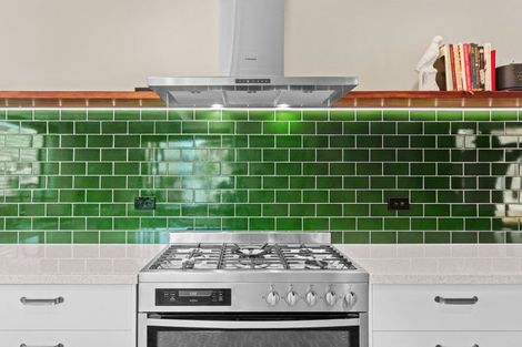 Photo of property in 74 Harris Street, Kaiti, Gisborne, 4010