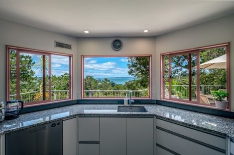Photo of property in 39 Upper Harbour Drive, Greenhithe, Auckland, 0632