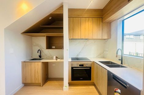 Photo of property in 14/25 Titoki Street, Te Atatu Peninsula, Auckland, 0610