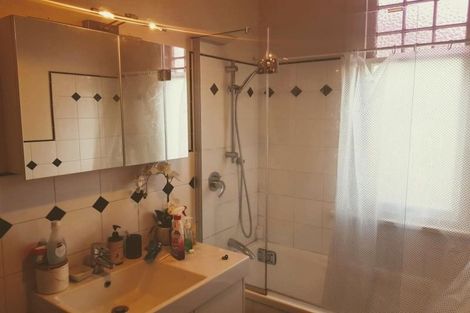 Photo of property in 87 Marsden Avenue, Mount Eden, Auckland, 1024