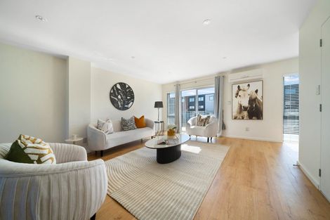 Photo of property in 81 Bordeaux Parade, Te Atatu South, Auckland, 0610