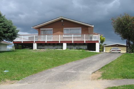 Photo of property in 8 Lismore Place, Papatoetoe, Auckland, 2025