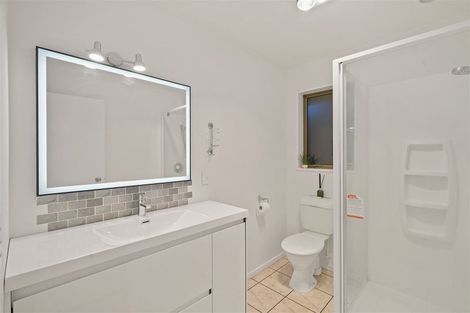 Photo of property in 8 Belgrove Place, Parklands, Christchurch, 8083