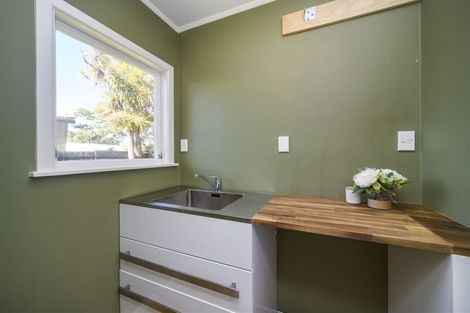 Photo of property in 20 Apollo Parade, Milson, Palmerston North, 4414
