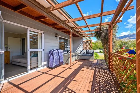 Photo of property in 7 Cherry Court, Wanaka, 9305