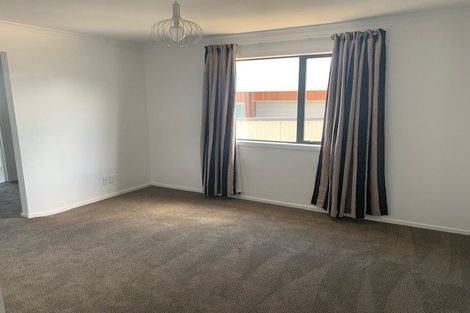 Photo of property in 69 The Esplanade, Westshore, Napier, 4110
