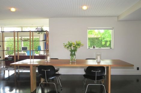 Photo of property in 51 Queen Street, Northcote Point, Auckland, 0627