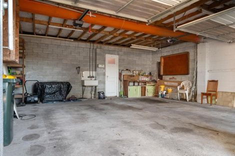 Photo of property in 22 Frankley Road, Westown, New Plymouth, 4310