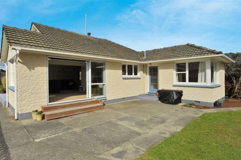 Photo of property in 19 Dunster Street, Burnside, Christchurch, 8053