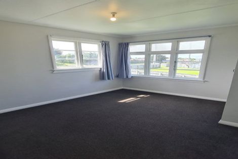 Photo of property in 79 Cornfoot Street, Castlecliff, Whanganui, 4501