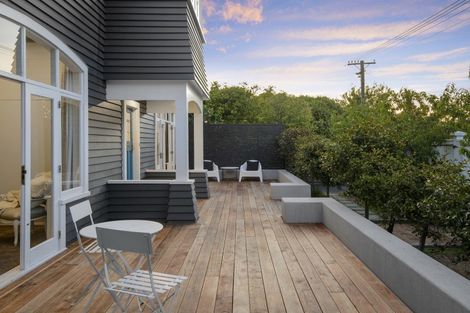 Photo of property in 144 Weston Road, St Albans, Christchurch, 8052