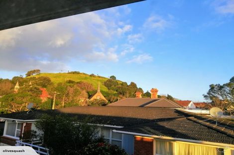 Photo of property in 2/175 Victoria Road, Devonport, Auckland, 0624