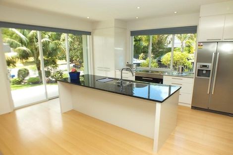 Photo of property in 108 Omara Place, Matarangi, Whitianga, 3592