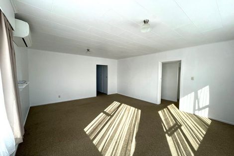 Photo of property in 2/154 Carrington Street, Lower Vogeltown, New Plymouth, 4310