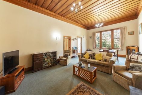 Photo of property in 8 Coulters Line, Kiwitea, Feilding, 4777