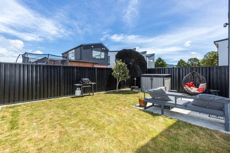 Photo of property in 8 Gloaming Lane, Wallaceville, Upper Hutt, 5018