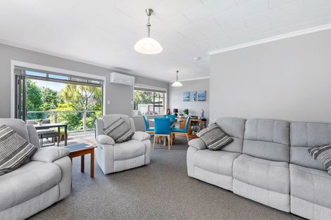 Photo of property in 16 Burtts Road, Durie Hill, Whanganui, 4500
