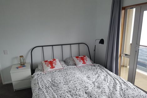 Photo of property in 719 Marine Drive, Eastbourne, Lower Hutt, 5013