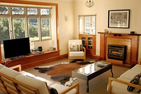 Photo of property in 195 Derwent Street, Island Bay, Wellington, 6023