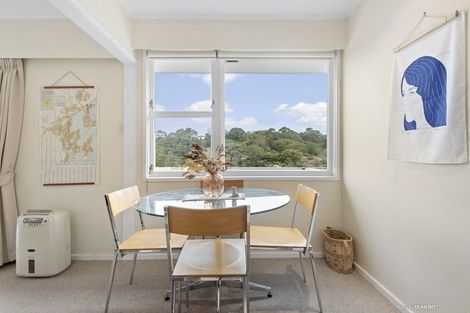 Photo of property in 83 Garden Road, Northland, Wellington, 6012