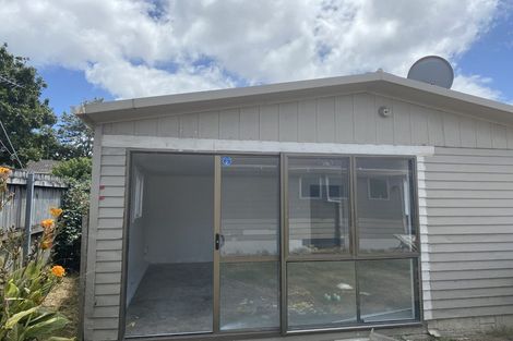 Photo of property in 8 Garth Place, Manurewa, Auckland, 2102