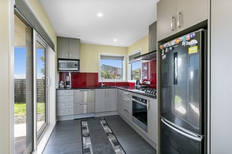 Photo of property in 80 Cedarwood Street, Woodridge, Wellington, 6037